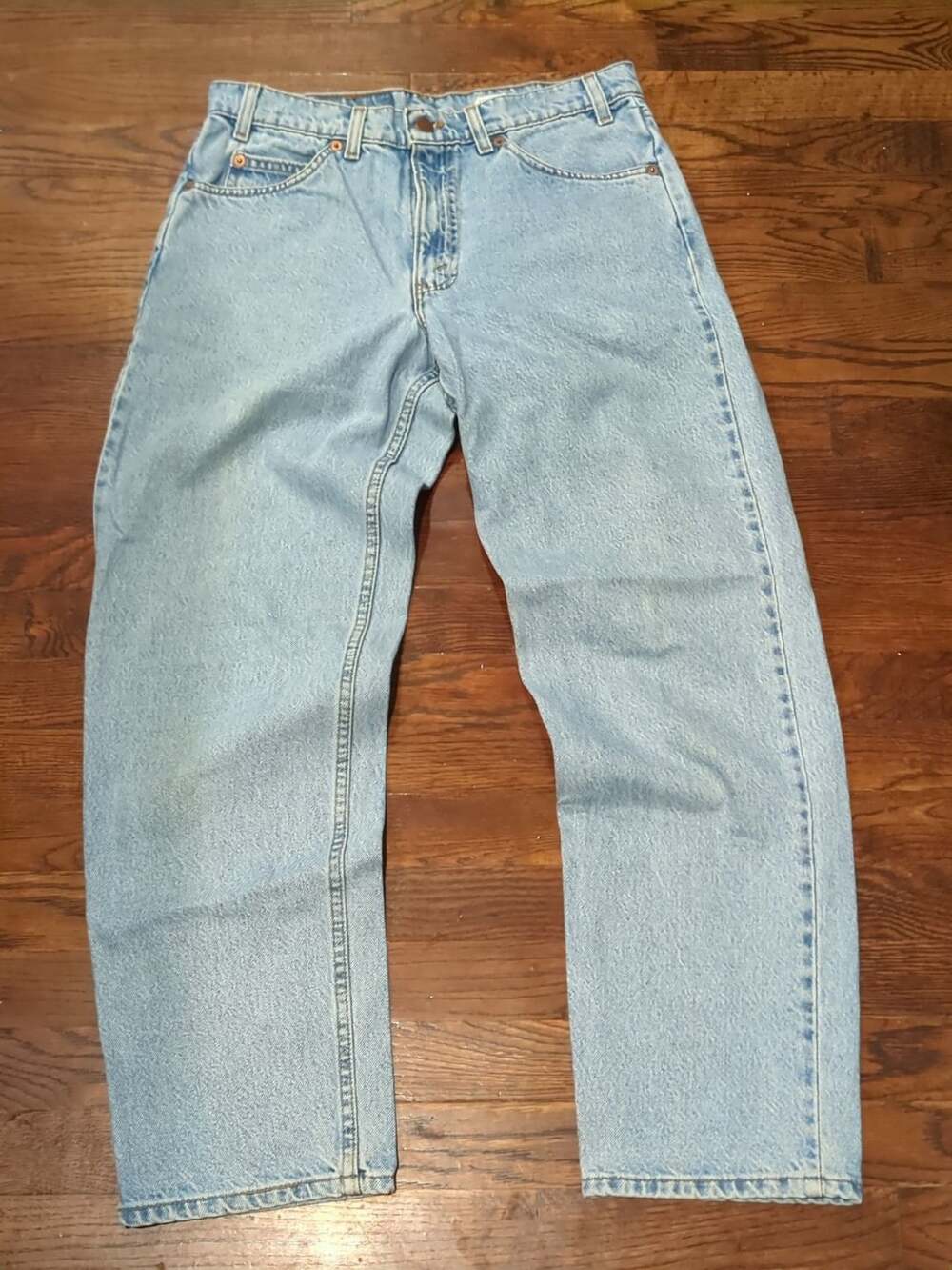 Levi's 550 Relaxed Fit Size W32 L30 Light Blue Denim Jeans Made In USA